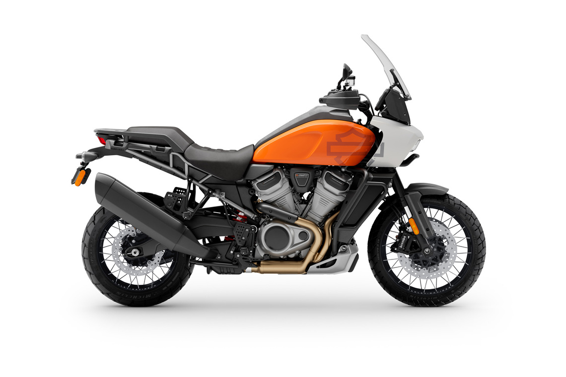 ハーレー　パンアメリカ　RA1250 新車外し　前後タイヤ ハーレー パンアメリカ RA1250 新車外し 前後タイヤ ハーレーパン