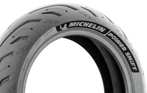 日本ミシュランタイヤ、2輪タイヤの新製品「MICHELIN POWER SHIFT」を発売
