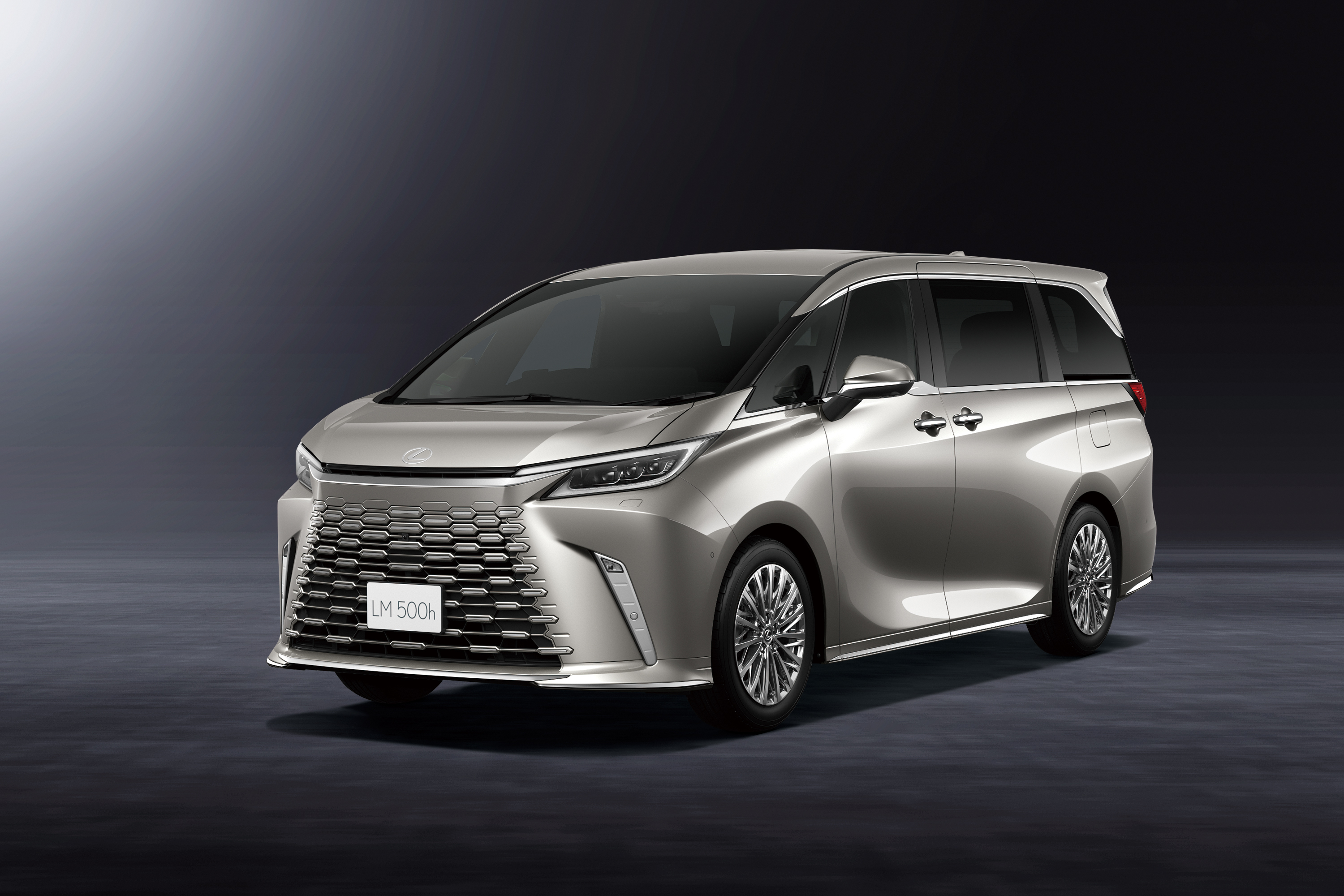 レクサスLMモデリスタ 純正 19インチ ミシュランタイヤ 1本 日本ミシュランタイヤ、「MICHELIN PRIMACY 5 energy」が一部改良され